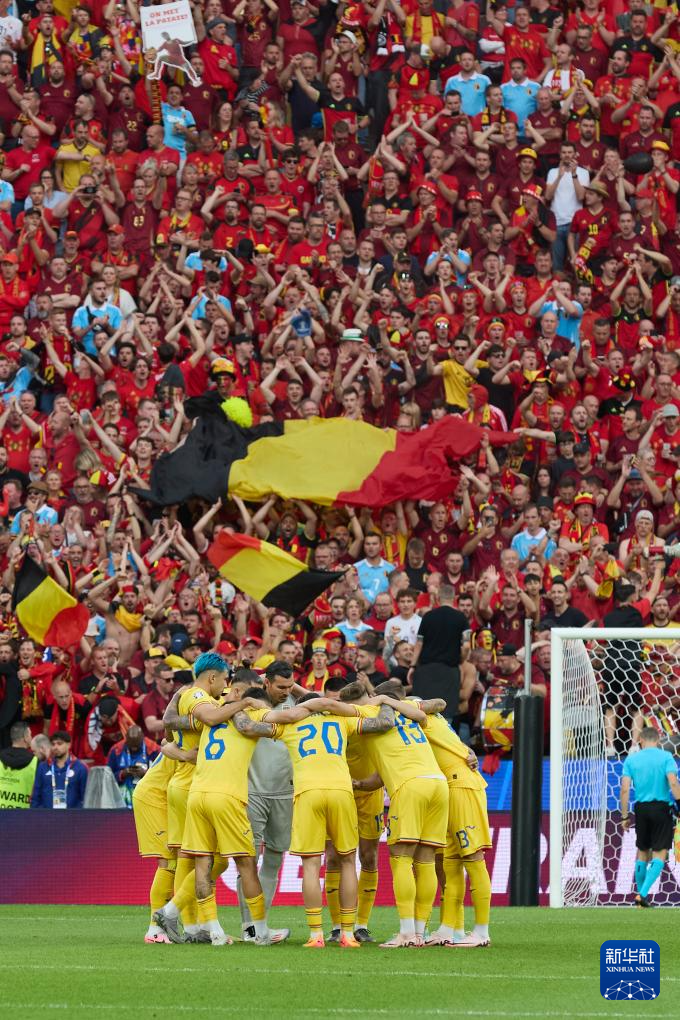 决胜时刻！球员们为了欧预赛前途拼搏的简单介绍